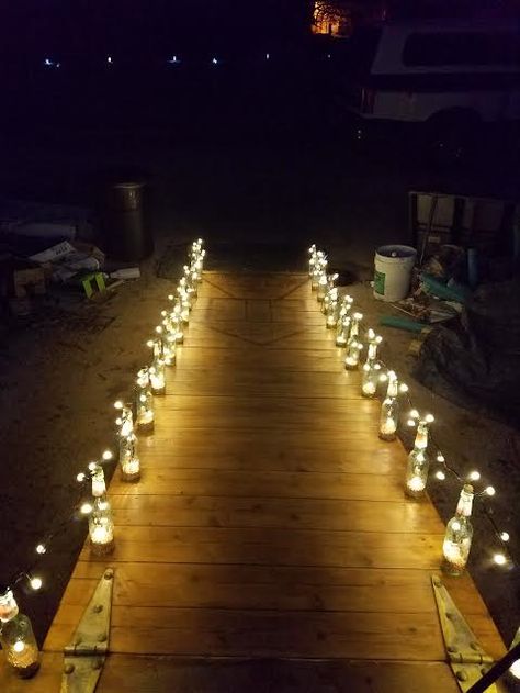 Gorgeous Entryway, Mason Jar Solar Lights, Landscape Pathway Lighting, Diy Christmas Lights, Christmas Light Installation, Hanging Christmas Lights, Pathway Lights, Garden Beautiful, Decor Hacks