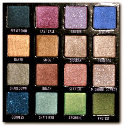 . Colorful Eyeshadow Palette, Nars Eyeshadow, Makeup Pallets, Happy Nails, Eyeshadow Pallets, Glitter Gold, Eye Shadow Palette, Colorful Eyeshadow, Makeup Geek