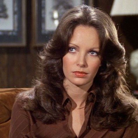 Jacklin Smith, Jaclyn Smith Charlie's Angels, Jacklyn Smith, Charlie's Angels, Old Hollywood Stars, Farrah Fawcett, Jaclyn Smith, Angel Baby, Dark Hair