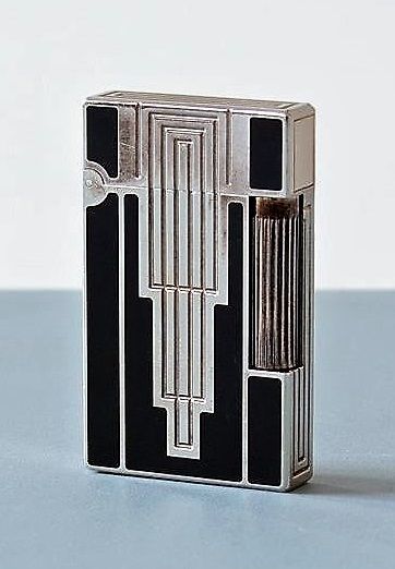 S.T. Dupont silver-plated lighter, 1930. Arte Art Deco, Dupont Lighter, Art Deco Accessories, 1930 Art, Art Deco Inspiration, Art Deco Decor, Deco Decor, Art Deco Architecture, Art Deco Furniture