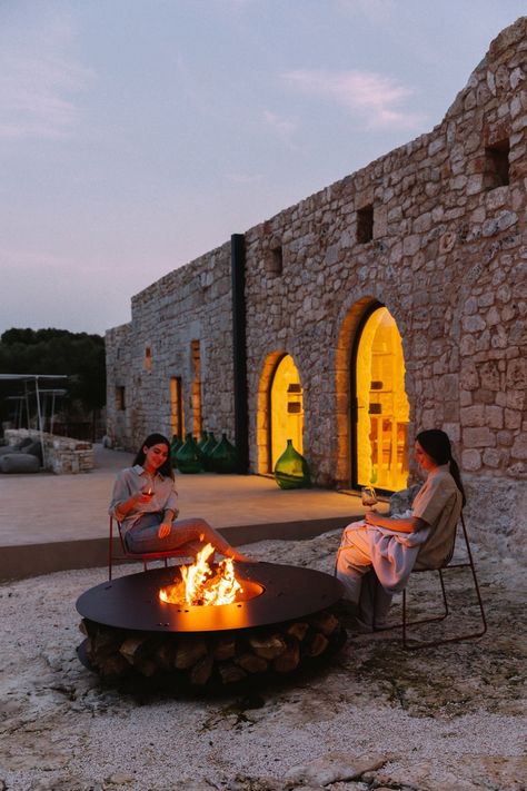 From enticing, heatable pools and fire pits to inviting, convivial outdoor areas, our beautiful properties have much to offer your Winter holiday getaways. Like Masseria Belvedere, Sicily (featured), each property exudes their own piece of Mediterranean magic.⁠ Minimalism Design, Italian Villa, Holiday Villa, Picture Windows, Luxury Villas, Firepit, Fire Pits, Infinity Pool, Outdoor Areas