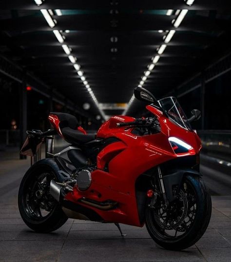 Ducati Panigale V2 Wallpaper, Ducati Panigale V2, Ducati Motorbike, Xe Ducati, Ducati Motor, Ducati Panigale V4, Ducati Sport Classic, Moto Ducati, Motorcycle Artwork