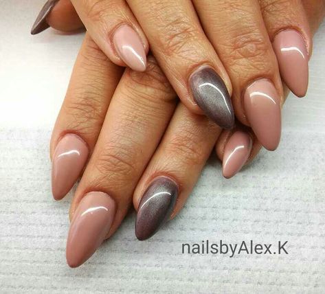 nude cateye Sns Ideas, Cateye Nailart, Acrylic Nails Pink, Nails Pink, Man Hat, Stay Young, Mani Pedi, Art Designs, Nail Art Designs