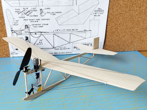 Glider Plane Design, Wooden Airplane Plans, Micro Rc Planes, Balsa Glider, Control Line Model Airplanes, Balsa Plane, Model Aeroplanes, Model Aeroplane, Hang Glider