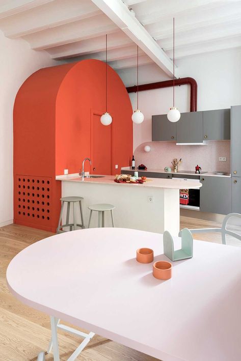 Barcelona Apartment, Interior Design Per La Casa, Deco Rose, Blue Cabinets, ��아파트 인테리어, Design Apartment, Pink Kitchen, Kitchen Colors, Open Concept