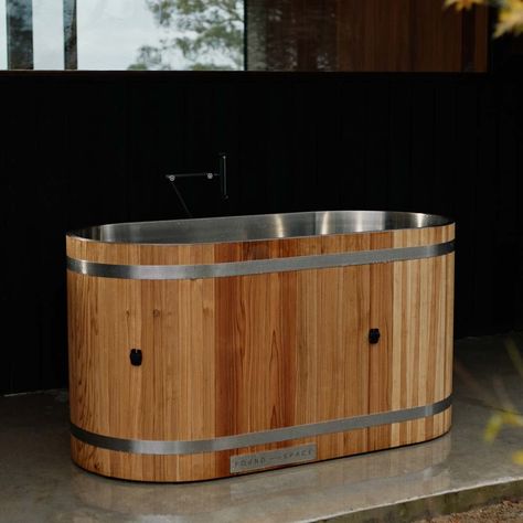 Our new generation ice bath is a stainless steel tub wrapped in Japanese Cedar timber and an inbuilt refrigeration unit that chills water to 3°C. Enquire online. Indoor Cold Plunge Pool, Ice Bath Aesthetic, Magnesium Pool, Treehouse Resort, Ice Bath Tub, Japanese Cedar, Recovery Room, House Gym, Recovery Center