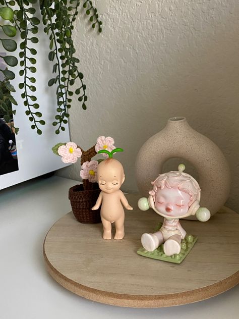 Angel Shelf, Kewpie Dolls, Sonny Angel, Cute Little Things, Desk Set, Baby Angel, Cozy Room, Dream Rooms, Girls Dream