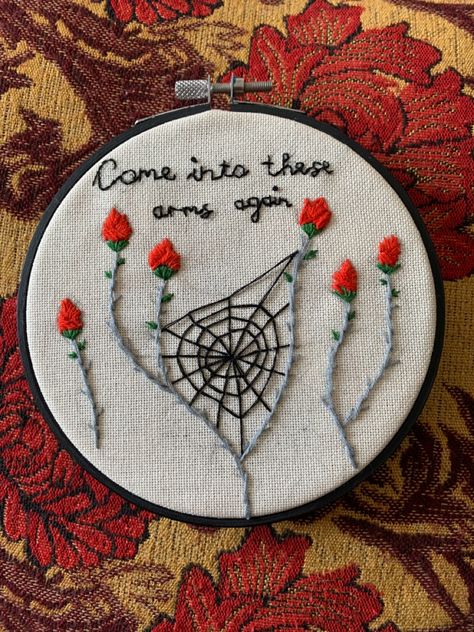 Vampire/ Dracula/ Floral/ Annie Lennox embroidery Dracula Embroidery, Vampire Symbols, U Craft, Vampire Dracula, Annie Lennox, Dracula, Embroidery Art, Diy Art, Embroidery Patterns