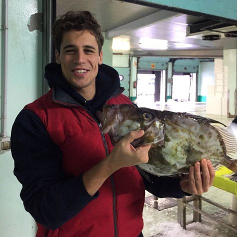 Martino Rivas, Spanish Men, Al Pacino, Fav Celebs, Fish, Animals