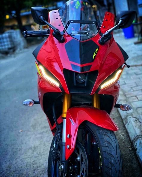 R15 V4 Red, R15 Yamaha Modified, R15 V4 Wallpaper Hd, Red Colour Wallpaper, R15 Yamaha, Daaru Party Pic, Biker Boy, Colour Wallpaper, Gaming Profile Pictures