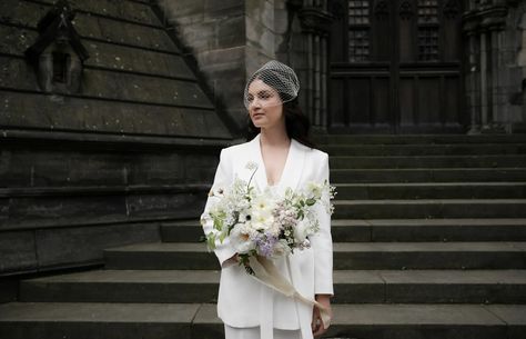 Birdcage Veil Wedding Face Veil Bridal Fascinator Short Veil Ivory Bird Cage Veil Vintage Veil Bandeau Small Veil Mini Birdcage Wedding Veil - Etsy New Zealand Mini Veil, Short Veils, Birdcage Veil Wedding, Small Veil, Tatler Magazine, Bird Cage Veil, Vintage Veil, Birdcage Wedding, Cage Veil