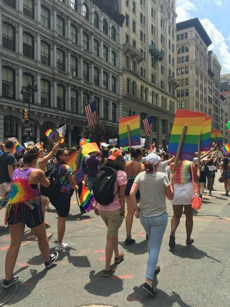 Nyc Pride Parade, Nyc Pride, Rainbow Flags, Elizabeth Jane, Festival Aesthetic, Festival Photography, Pride Makeup, Lgbtq Flags, Lgbt Flag