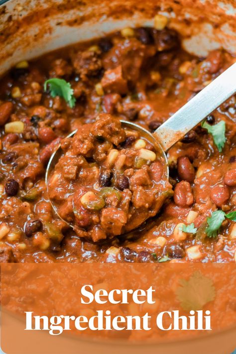 This chili recipe is filled with a secret ingredient that takes the chili to the next level! Secret Ingredient Chili, Chili Secret Ingredient, Chili Cookoff Recipes, Secret Chili Ingredients, Rainbow Chili, Chili Recipies, Bowl Of Chili, Chili Cookoff, Work Recipes