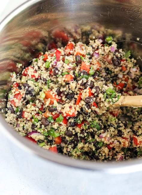 Quinoa Black Bean Salad, Black Bean Quinoa Salad, Bean Quinoa Salad, Best Quinoa, Instant Pot Quinoa, Black Bean Salad Recipe, Easy Meal Prep Lunches, Quinoa Recipes Healthy, Bean Salad Recipe