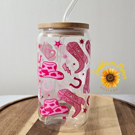 Lid, Glass Straw, And Straw Cleaner Included Perfect For All Cold Drinks Will Send Cup Care Feel Free To Send Me An Offer! Clear Cups With Vinyl Cricut, Cactus Glass Cup, Cricut Vinyl Glass Cups, Preppy Glass Cups, Butterfly Glass Cup, Glass Jar Cups, Cute Tumbler Cups Design, Clear Cup Design, Libby Glass Cup Designs