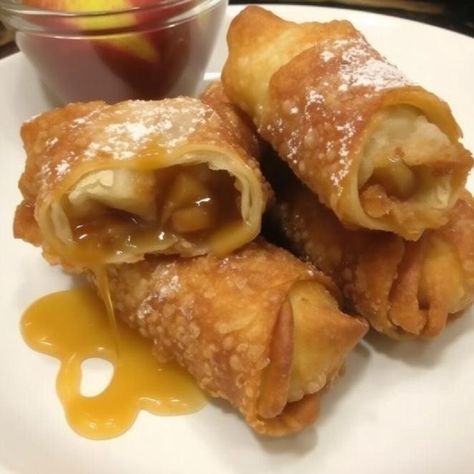 Apple Egg Rolls, Egg Rolls Recipes, Apple Pie Egg Rolls, Recipe For Apple Pie, Egg Roll Recipes, Instant Recipes, Roll Recipes, Apple Pie Recipes, Egg Roll