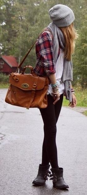 autumn outfits womens fashion clothes style apparel clothing closet ideas warm and cozy brown handbag shirts boots #cool cool Scene Girl, Bohol, Mode Casual, 가을 패션, Fall Fashion Outfits, Looks Style, Mode Inspiration, Fall Winter Outfits, Look Chic