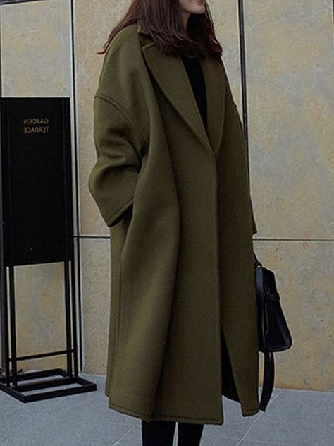 Dress Coat Outfit, Fall Fashion Coats, London Fashion Week Street Style, Fall Coat, Wool Blend Coat, Coat Outfits, Casual Coat, London Fashion Week, Coat Dress