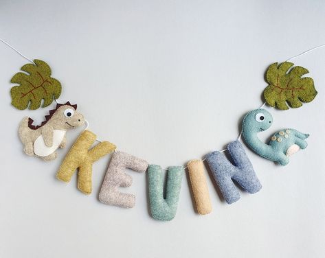 Dinosaur Felt Name Banner, Felt Garland Nursery, Felt Name Garland, Felt Dinosaur, Garland Nursery Decor, Dinosaur Name, Felt Toys Diy, Name Garland, Felt Name Banner