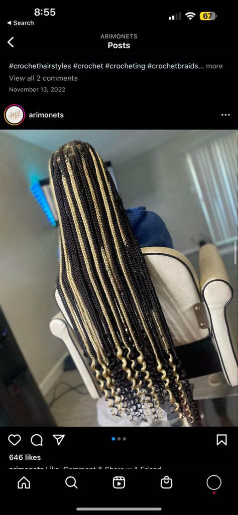 Knotless Box Braids Medium Peak A Boo, Braids With Black And Blonde Hair, Knotless Peak A Boo Braids Blonde, Knotless Braids With Blonde Peekaboo, Knotless Braids With Wrapped Ends, Black And Gold Peekaboo Braids, Box Braids Peekaboo Color Blonde, Small Black And Blonde Knotless Braids, Black N Blonde Knotless Braids