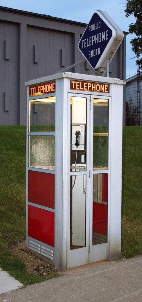 Old Telephone Booth, Old Phone Booth, Old Telephone, Antique Telephone, Edge Of The World, Telephone Booth, Vintage Phones, Yellow Springs, Vintage Telephone