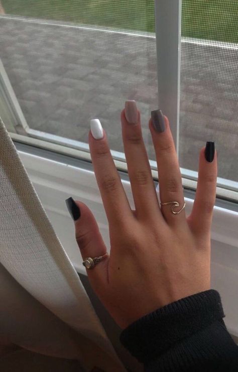 Discover recipes, home ideas, style inspiration and other ideas to try. Nails For Black And White Outfit, Mat Color Nails, Nail Ideas For A Black Dress, Trendy Acrylic Nails Coffin Short, White And Black Nails Acrylic, Black And White Aesthetic Nails, Black And White Nails Aesthetic, Short Nails Ideas Aesthetic, Black Nail Ideas Acrylic