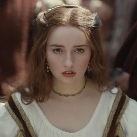 Romeo And Juliet Rosaline, Romeo And Rosaline, Rosaline Capulet Aesthetic, Romeo And Juliet Hairstyles, Historic Face Claim, Period Drama Face Claims Female, Time Period Face Claim, Kaitlyn Dever Icons, Period Drama Hair