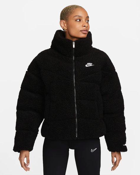 Nike Therma Fit, Nike Sportswear Women, Puff Jacket, Extra Long Sleeves, Fleece Coat, Sherpa Jacket, Nike Sportswear, Nike Air Force, Jacket Tops