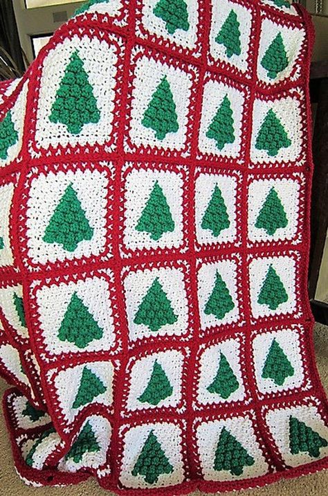 Granny Squares Blanket, Christmas Jello, Squares Blanket, Christmas Afghan, Cluster Stitch, Christmas Crochet Blanket, Christmas Jello Shots, Afghan Stitch, Crochet Christmas Ornaments Free