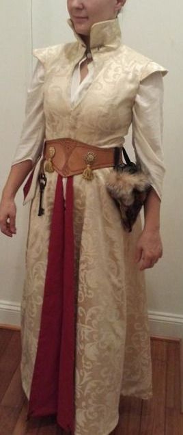 (via - artintheheart.tumblr.com) Larp Costumes, Fantasy Garb, Larp Costume, Medieval Costume, Fantasy Costumes, Fantasy Clothing, Fantasy Fashion, Character Outfits, Historical Fashion