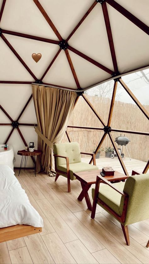 Dome House Interior, Geodome House, Igloo House, Geodesic Domes, Geodesic Dome Homes, Bubble House, Dome Home, Luxury Glamping, Dome House