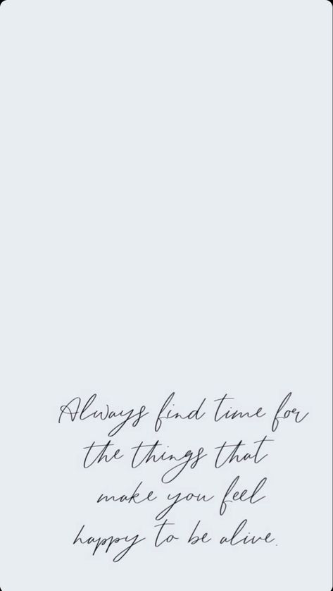 Aestethic Love Quotes, Self Love Quotes Wallpaper Iphone, Good Bye 2022, Bye 2022, Quotes Food, Celebrities Quotes, Fashion Moodboard, Vie Motivation, Food Fashion