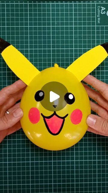 Pokemon Headbands Diy, Diy Pokemon Party Decorations, Pokemon Diy Crafts, Pokemon Crafts For Kids, Pikachu Balloon, Pokemon Pinata, Pokemon Balloons, Pokemon Party Decorations, Pokemon Crafts