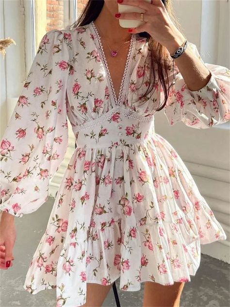 Cheap Club Dresses, Short Dress White, Lace Trim Shorts, Short Lace Dress, Gorgeous Outfits, Floral Lace Dress, Maxi Robes, Long Sleeve Short Dress, Short Mini Dress