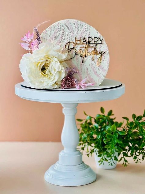 Birthday cake decor inspo, cake decorating ideas, cake decor, cake decorating, cute cakes Top Forward Cake Designs, Top Forward Cake Ideas, Top Forward Cake, Cake Painting Tutorial, Birthday Cake Decor, Elegant Cake Design, Cake Filling Recipes, 10 Birthday Cake, Beautiful Cake Designs