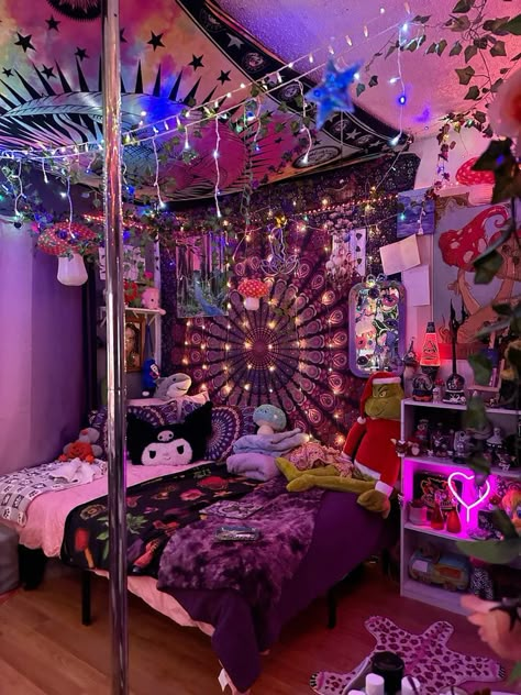 #bedroomdecor #homedecor #interiordesign #bedroominspo #cozybedroom #bedroomgoals #bedroomideas #bedroommakeover #bedroomstyling #bedroominspiration Scene Room, Trippy Room, Hangout Room, Dream Bedroom Inspiration, Cool Room Decor, Hippy Room, Hello Kitty Rooms, Chill Room, Cute Diy Room Decor