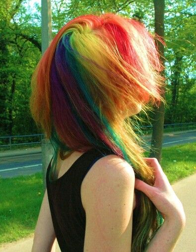 Dat hurr doe Scene Rainbow Hair, Rainbow Hair Aesthetic, Rainbow Hair Color Short, Rainbow Dash Hair, Weird Hair, Hair Chalk, Dyed Hair Inspiration, Punk Hair, Pretty Hair Color