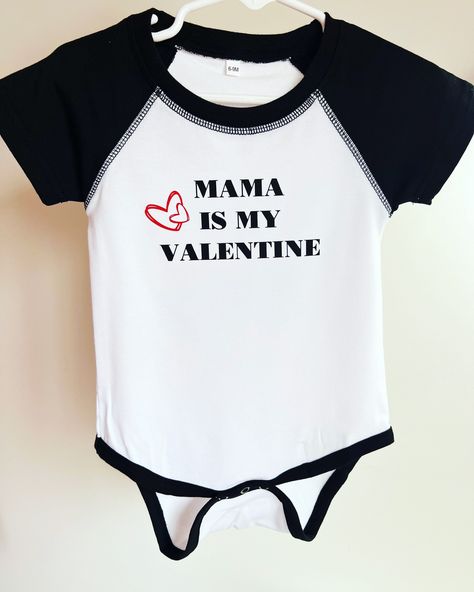 Excited to share this item from my #etsy shop: Mama is my Valentine onesie // Personalized bodysuit / Custom baby clothing Baby Valentines Day, Baby Valentines Day Outfit, Valentines Onesie, Baby Valentines, Custom Baby Clothes, Outfit Cute, Heat Press Vinyl, Valentine Shirt, Top Baby Products