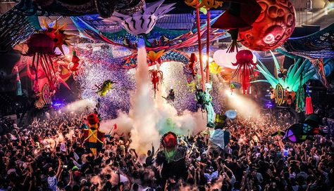 elrow announce biggest indoor festival to date at WHP - Data Transmission #nowplaying #listenlive #dnb #newmusic #edm #party #house #producer #radio #tunein #soundcloud  #macsummermusic Indoor Festival, Asian Festival, Warehouse Project, Dj Room, Coachella Party, Half Up Wedding, Winter Wonderland Decorations, Weddings Idea, Look Festival