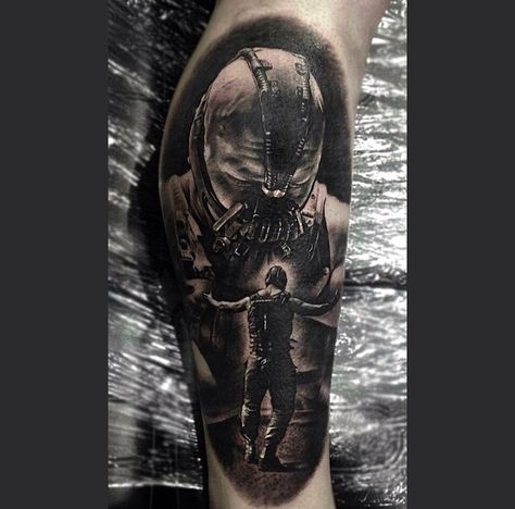 Awesome #Bane tattoo by @robrichardsontattooartist! #savemyink Bane Tattoo, Dc Comics Tattoos, Dc Tattoos, Tattoo Movie, Batman Tattoos, Batman Dark Knight Rises, Dc Tattoo, Bane Batman, Comic Book Tattoo