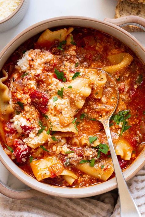 Instant Pot Lasagna Soup - iFoodReal.com Lasagne Soup Recipe Instant Pot, Lasagna Soup Recipe Instant Pot, Instapot Lasagna Soup, Lasagna Soup Instant Pot, Chili Bean Dip, White Chicken Lasagna Soup, Chicken Lasagna Soup, Instant Pot Lasagna Soup, Lasagne Soup