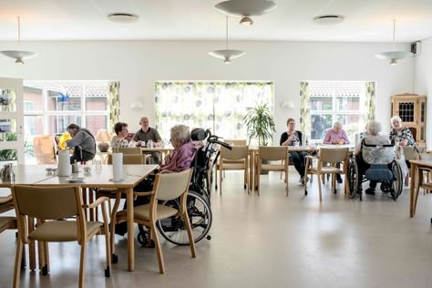 Nursing Home Aesthetic, Nursing Home Design, Elderly Care Center, Geriatric Nursing, Federal Bank, Wellbeing Centre, Residential Care Home, Health Care Assistant, Famous Chocolate