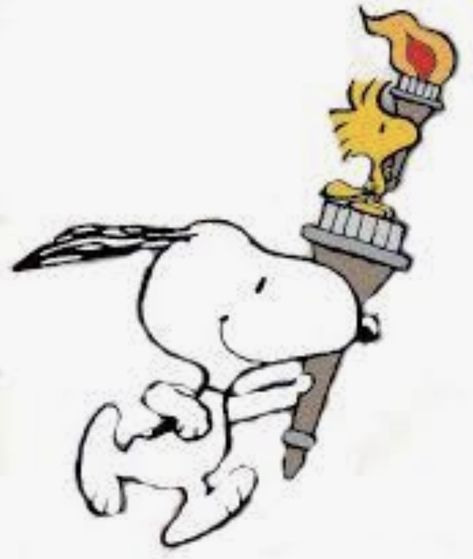 Snoopy Woodstock Tattoo, Snoopy And Woodstock Tattoo, Woodstock Tattoo, Woodstock And Snoopy, Snoopy Dancing, Happy Snoopy, Snoopy Happy Dance, Tattoo Sonne, Snoopy Drawing