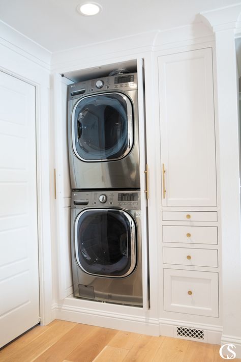 Stairs Laundry, Stacked Laundry Room, Laundry Room Ideas Small Space, Laundry Space, Laundry Room Closet, Mudroom Laundry Room, Laundry Cabinets, Laundry Room Layouts, Laundry Room Renovation