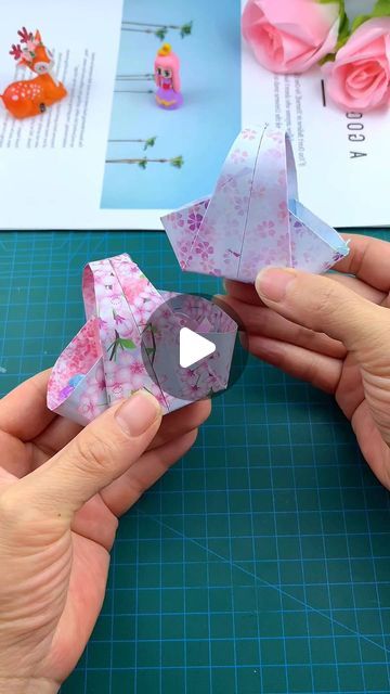 paper crafts creator on Instagram: "Title: "Mini Flower Basket: A Lovely Origami for Parent-Child Handicrafts"  Hashtags: - #Handmade - #Origami - #HandmadeDIY - #ParentChildHandicraft - #OneLearnToLearnSeries" Paper Craft Greeting Cards, Folded Paper Flowers, Diy Paper Toys, Kids Handicraft, Scrapbook Embellishments Diy, Paper Craft Techniques, Handmade Favors, Instruções Origami, Basket Crafts