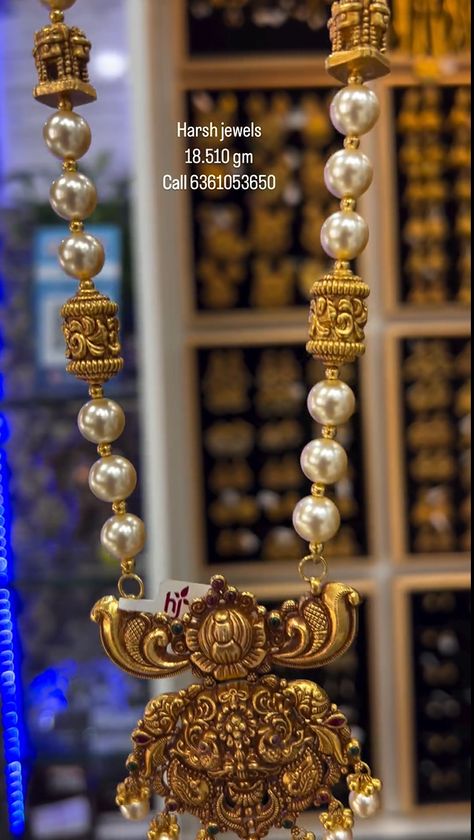 Antique Pearl Haram From 'Harsh Jewels' • South India Jewels Pearl Haram Designs Gold, Harsh Jewels, Temple Jewellery Pendants, South Indian Gold Jewellery, Gold Haram Designs Indian, Long Haram Gold Jewellery Designs, Beads Jewelry Indian Gold, Necklace Designs Gold Indian, Pearl Haram