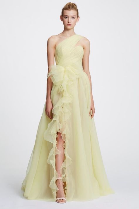 Yellow Quinceanera Dress, Marchesa Couture, Marchesa Gowns, One Shoulder Neckline, Organza Gown, Organza Gowns, Gown Skirt, One Shoulder Gown, Tulle Gown