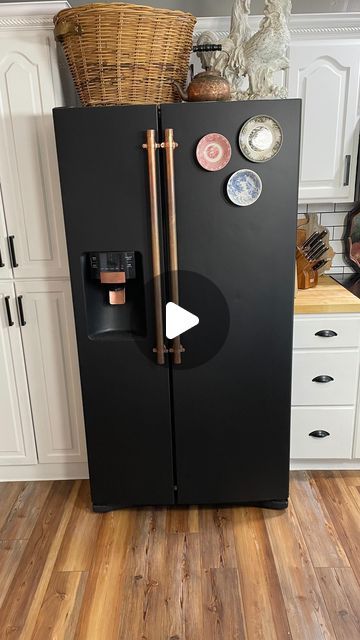 Matte Black Fridge Kitchen, Redo Fridge Ideas, Painting A Refrigerator, Black Fridge Kitchen Ideas, Replace Fridge Handles, How To Paint A Fridge, Paint Appliances Diy, Fridge Next To Oven, Cabinet Over Refrigerator Ideas