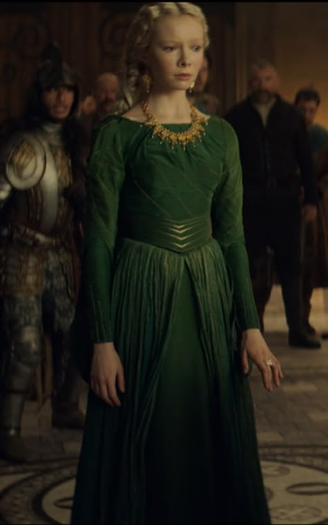 Ceryse Hightower, Green Medieval Dress, Peter And Jane, Alyssa Targaryen, Chaning Tatum, The White Princess, Hollywood Costume, Queen Costume, Fantasy Dresses