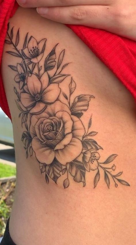 Womans Side Tattoos, Rib Cage To Thigh Tattoos For Women, Flower Tattoos Rib Cage, Rib Tattoos For Women Flower, Thigh Flower Tattoo Women, Rib To Thigh Tattoos For Women, Tattoo Side Rib Women, Front Rib Tattoo, Rose Tattoo On Thigh